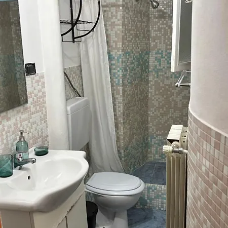 Canevari Guest * Gênes